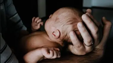 PSOL tenta legalizar aborto até 9º mês via assistolia fetal