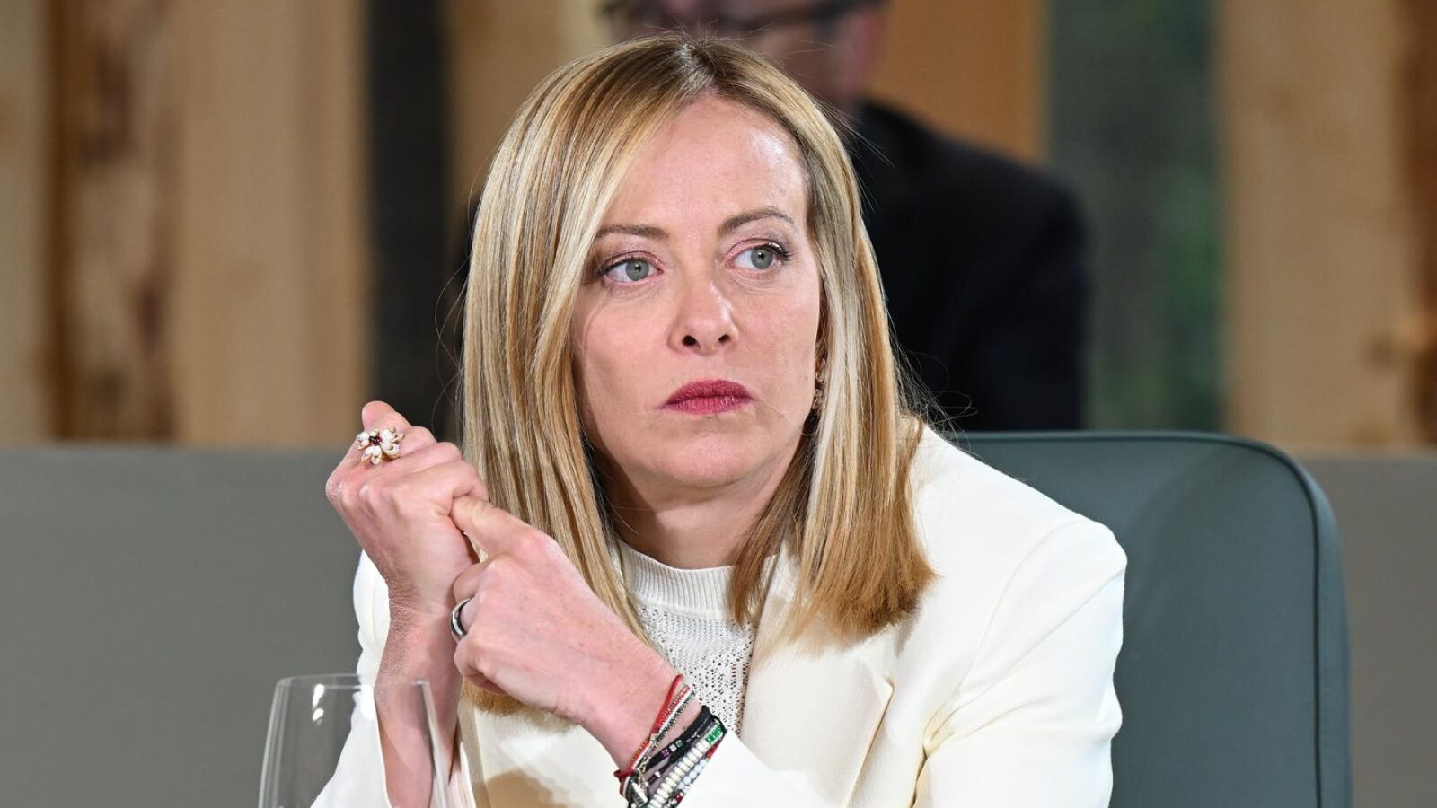 Giorgia Meloni: medidas para aumentar a natalidade na Itália.