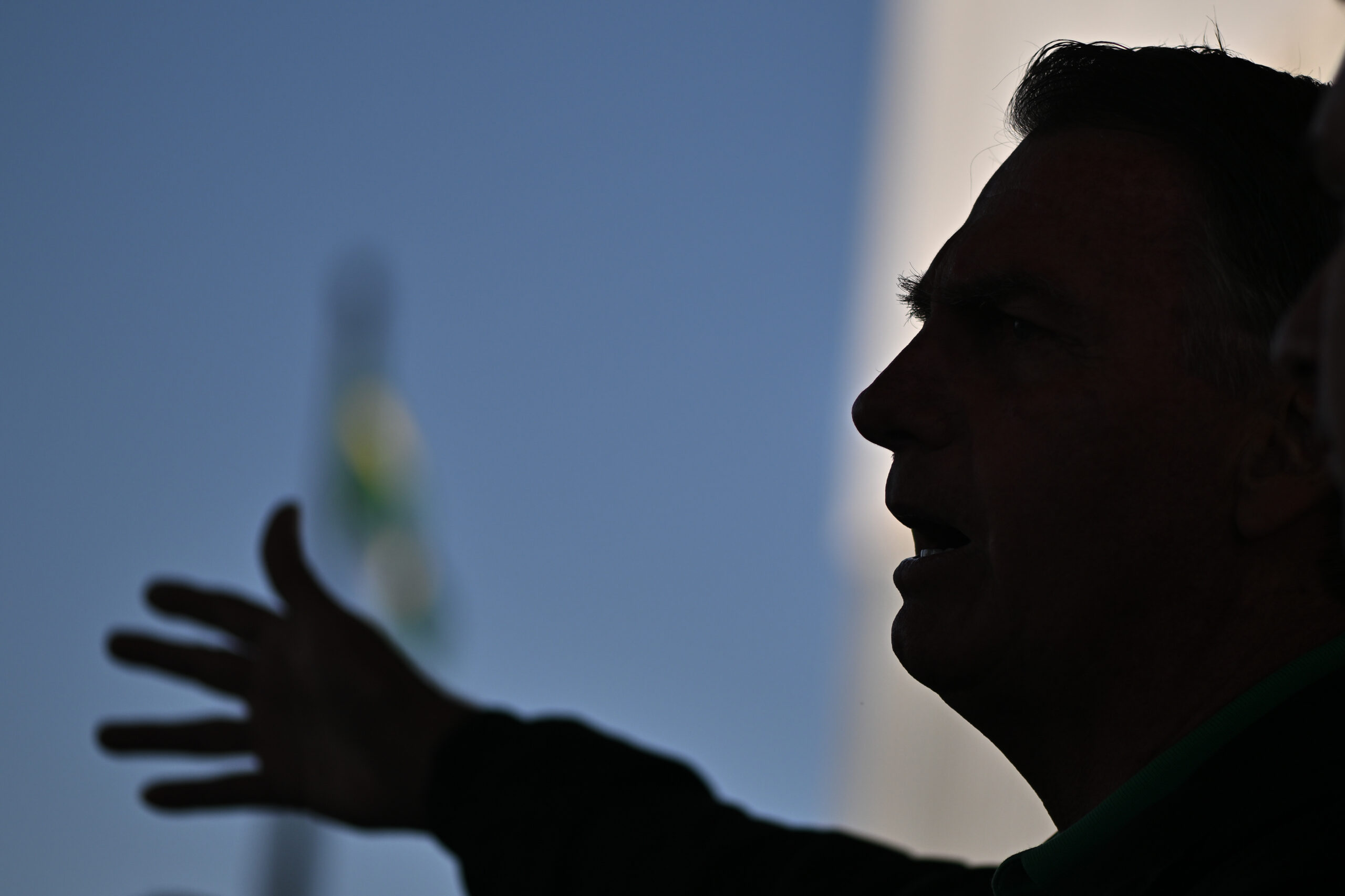 Jair Bolsonaro teve prisão domiciliar decretada por Alexandre de Moraes em 4 de agosto.