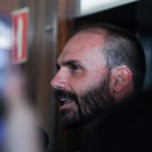 Eduardo Bolsonaro diz que Moraes tenta criminalizar Trump