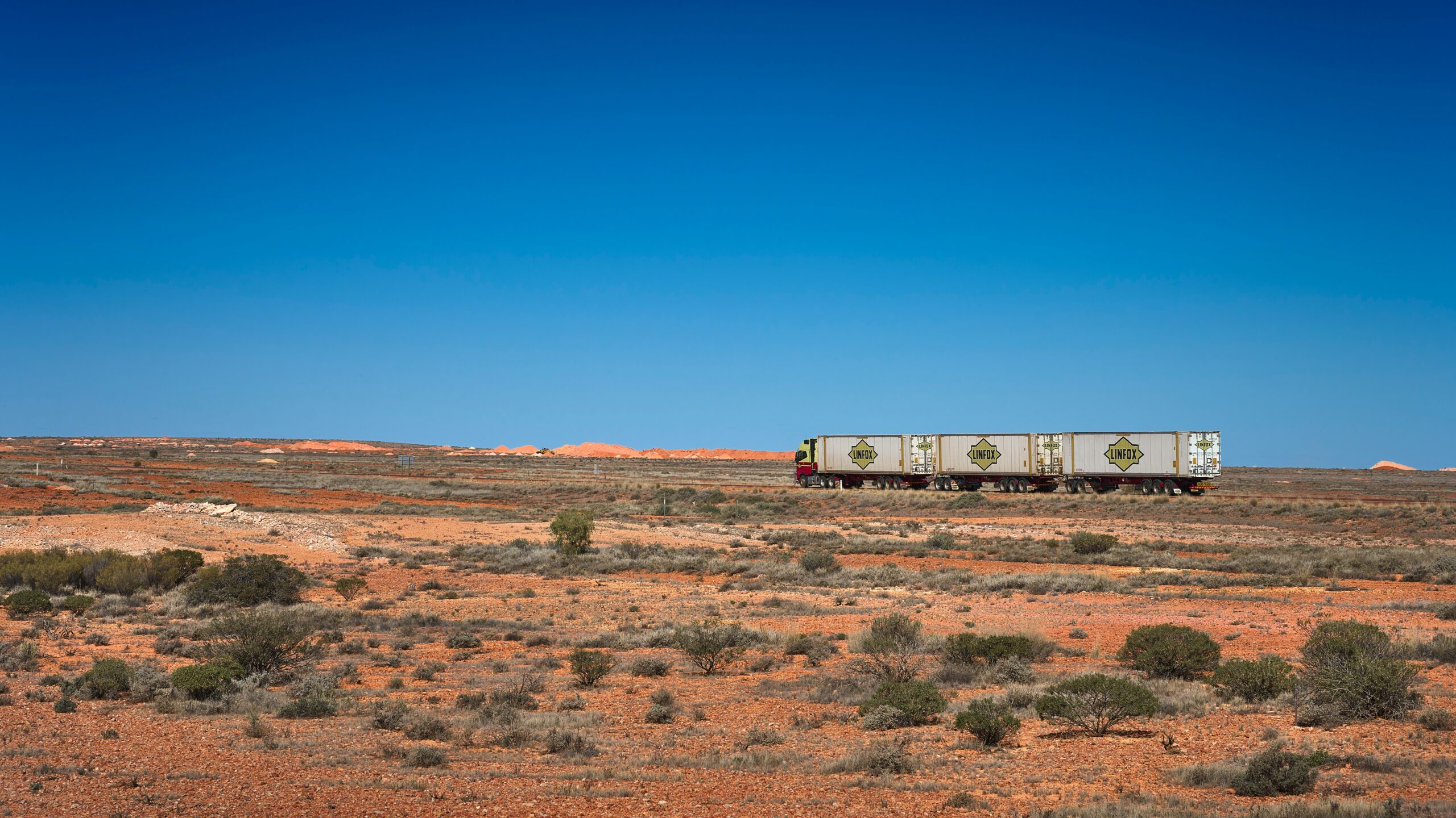 Coober Pedy, cidade subterrânea localizada no deserto australiano.