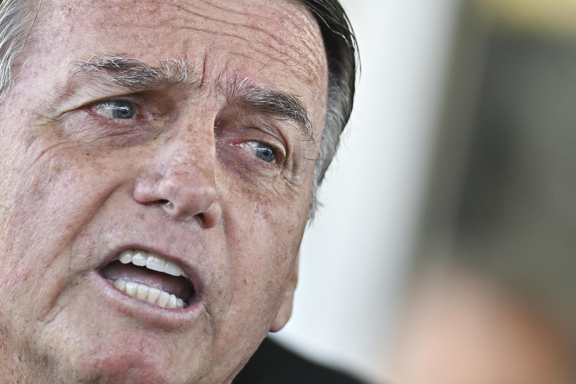 Bolsonaro negou ter violado as medidas cautelares impostas por Moraes.