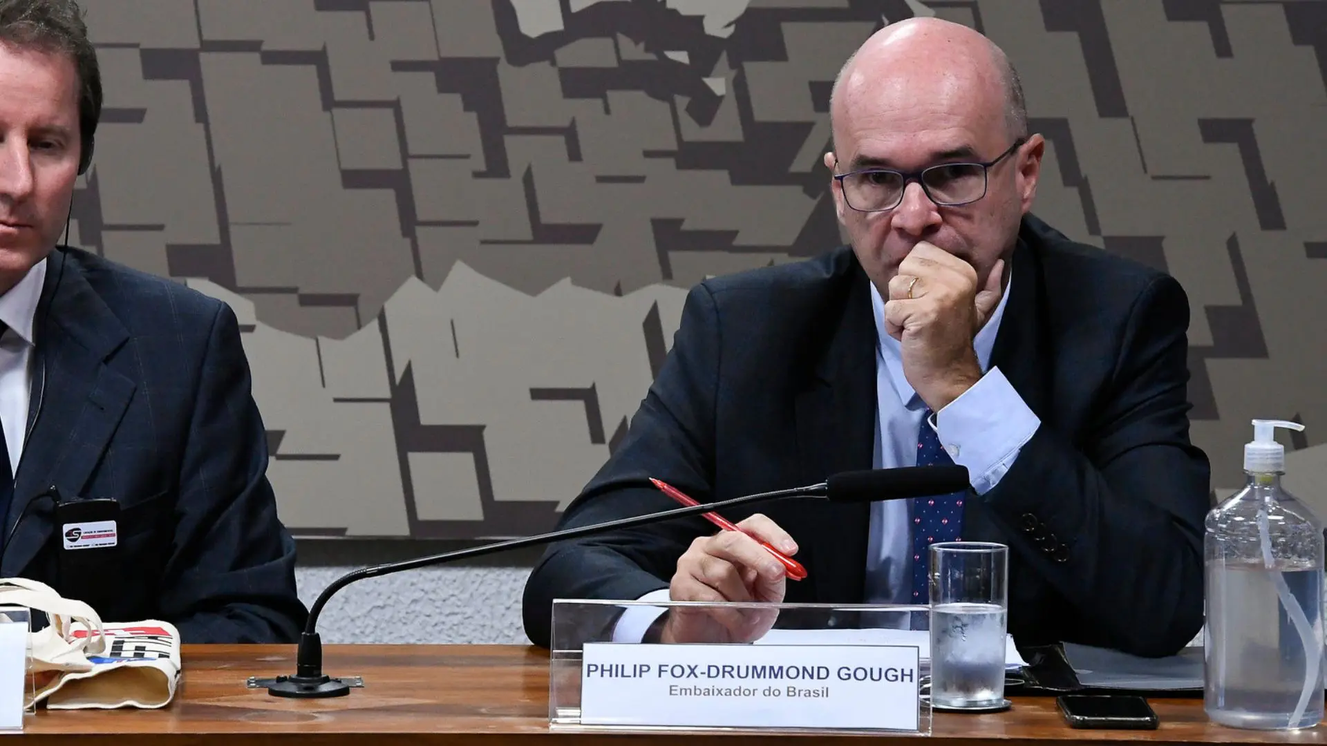 Embaixador brasileiro critica tarifaço na OMC.