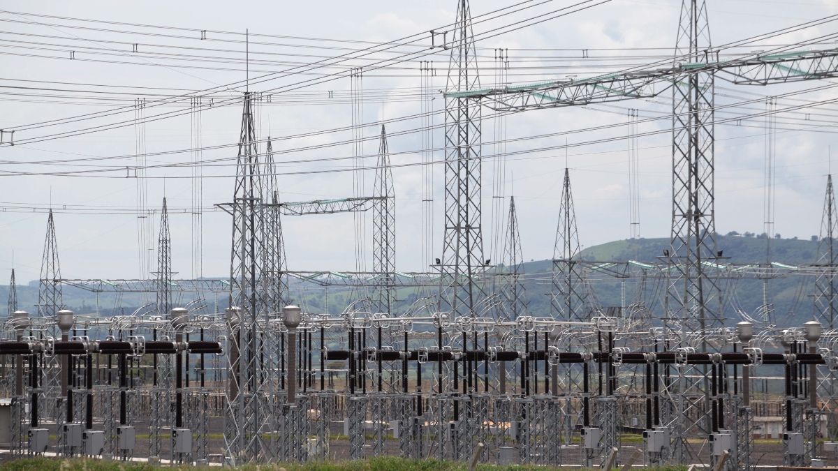 Conta de luz sobe e pressiona prévia da inflação de julho