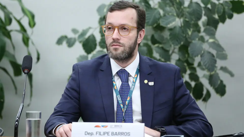 Deputado Filipe Barros: viagem aos EUA atentou contra a soberania do Brasil.