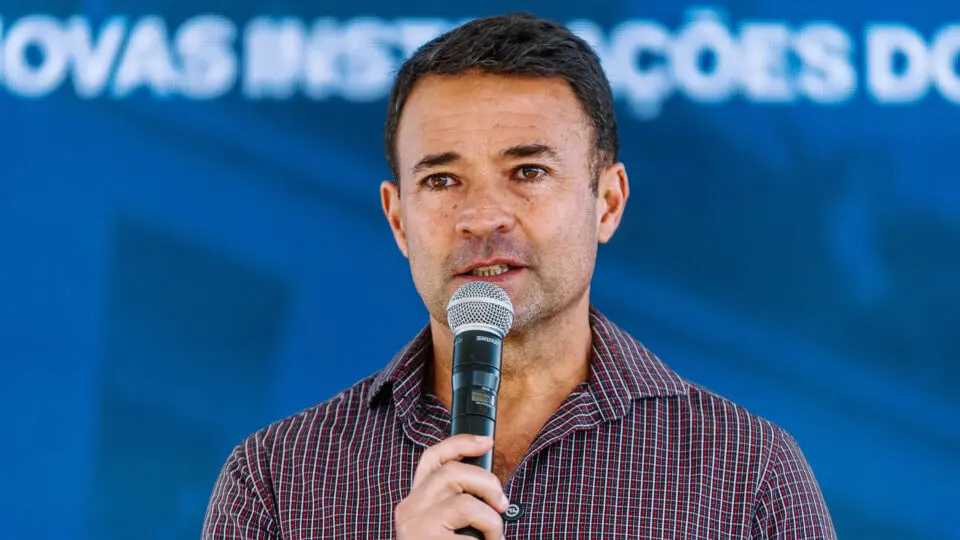 As opções pensadas por Bolsonaro para Mello Araújo em 2026 passam por disputa ao Senado