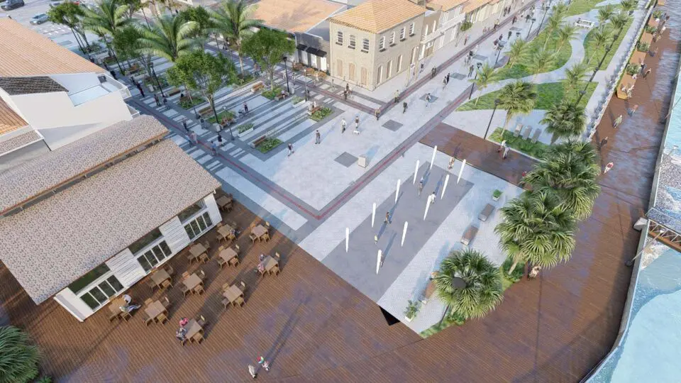 Orla histórica de Guaratuba: amplo deck de madeira vai facilitar a circulação de pedestres pela região.