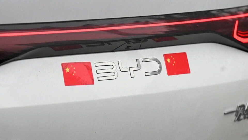 Lula pode agravar “desova” de carros chineses com benefícios à BYD