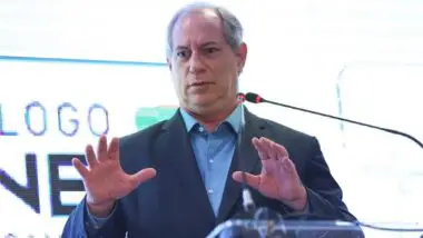 Ciro Gomes tem bom espaço no PDT, mas a tendência é que a legenda apoie a reeleição de Lula, o que fecharia a possibilidade do cearense ser candidato à Presidência.
