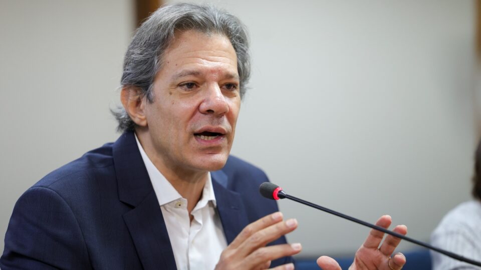 Alckmin e Haddad podem viajar a Washington para negociar tarifaço de Trump