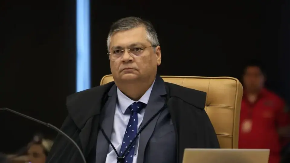 Dino sai em defesa de Moraes após sanção com a Lei Magnitsky.