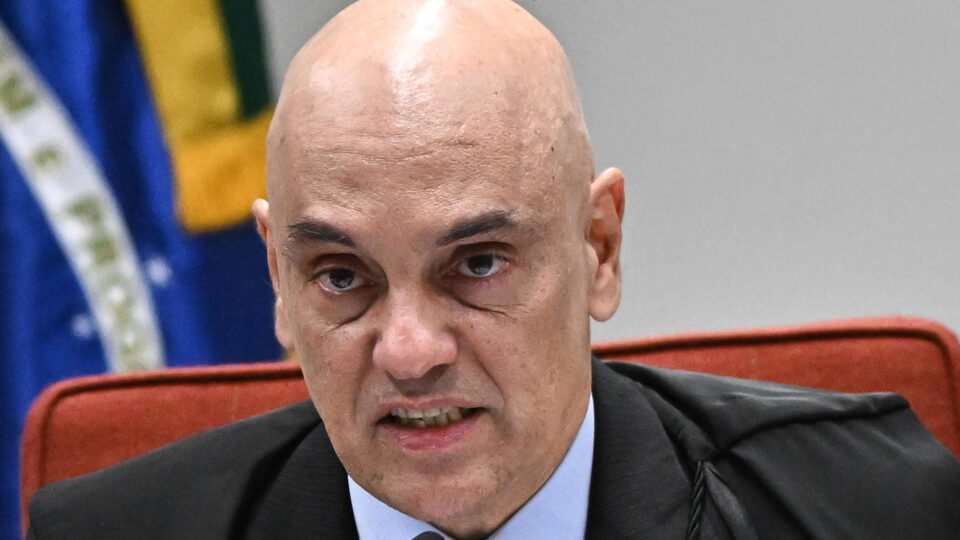 Imprensa americana repercute sanções contra Moraes e cita tarifaço e processo na Flórida