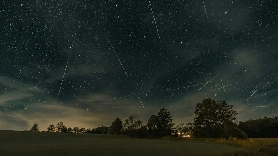 Chuva de meteoros Alpha Capricornídeos e Delta Aquáridas do Sul.