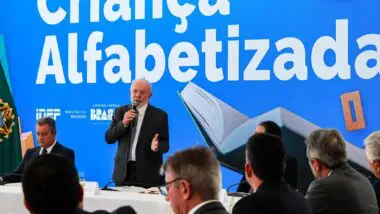 Alfabetização - governo Lula - Compromisso Criança Alfabetizada