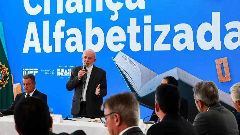 Alfabetização - governo Lula - Compromisso Criança Alfabetizada