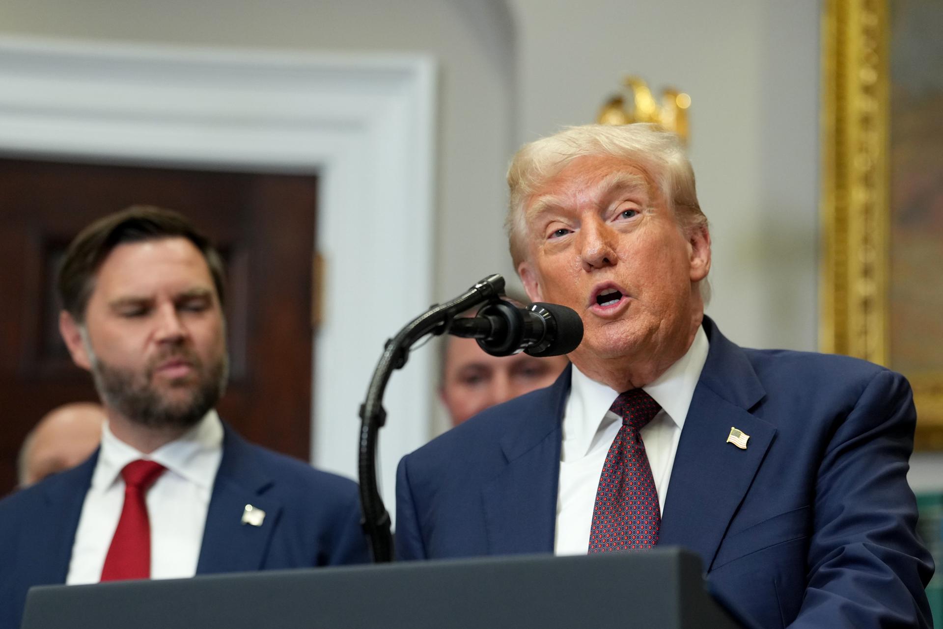 Trump gives a deadline for pharmaceuticals to reduce prices