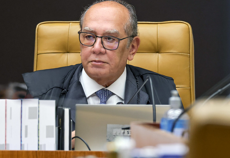 Ministro Gilmar Mendes, decano do STF, fez um discurso duro contra as sanções dos EUA ao ministro Alexandre de Moraes, sem citar o país ou o presidente Trump