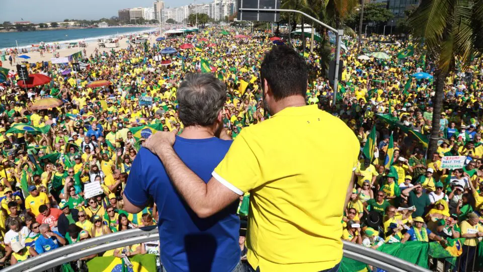 Fotos manifestações Alexandre Moraes