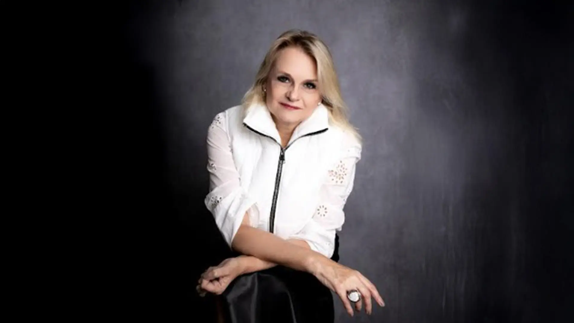 Arquiteta Claudia Sovierzoski