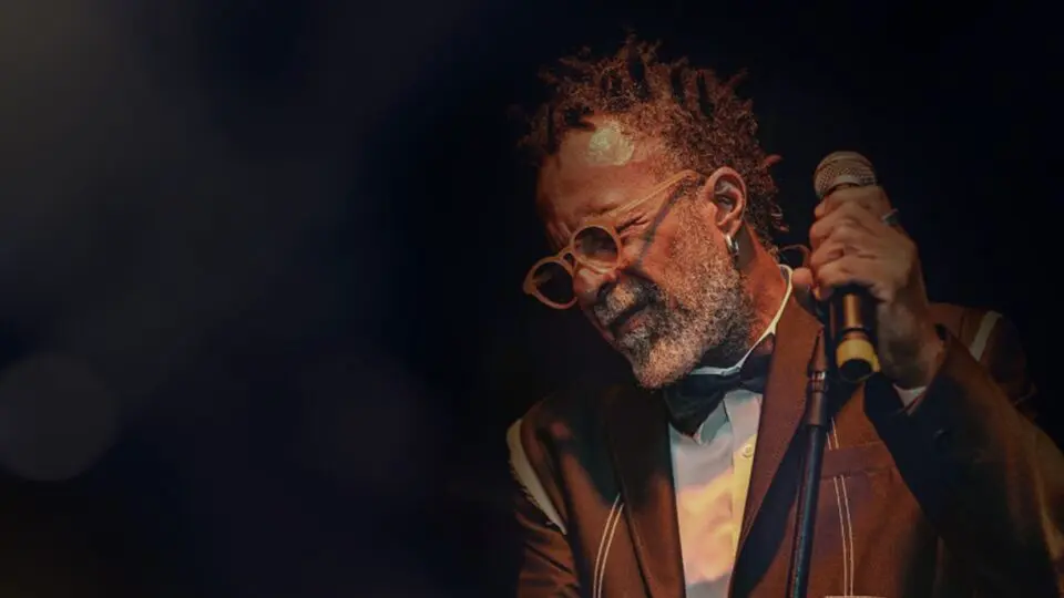 Tony Gordon será a grande atração da noite especial no Bourbon Cataratas do Iguaçu, unindo música, gastronomia e sofisticação em uma experiência inesquecível.