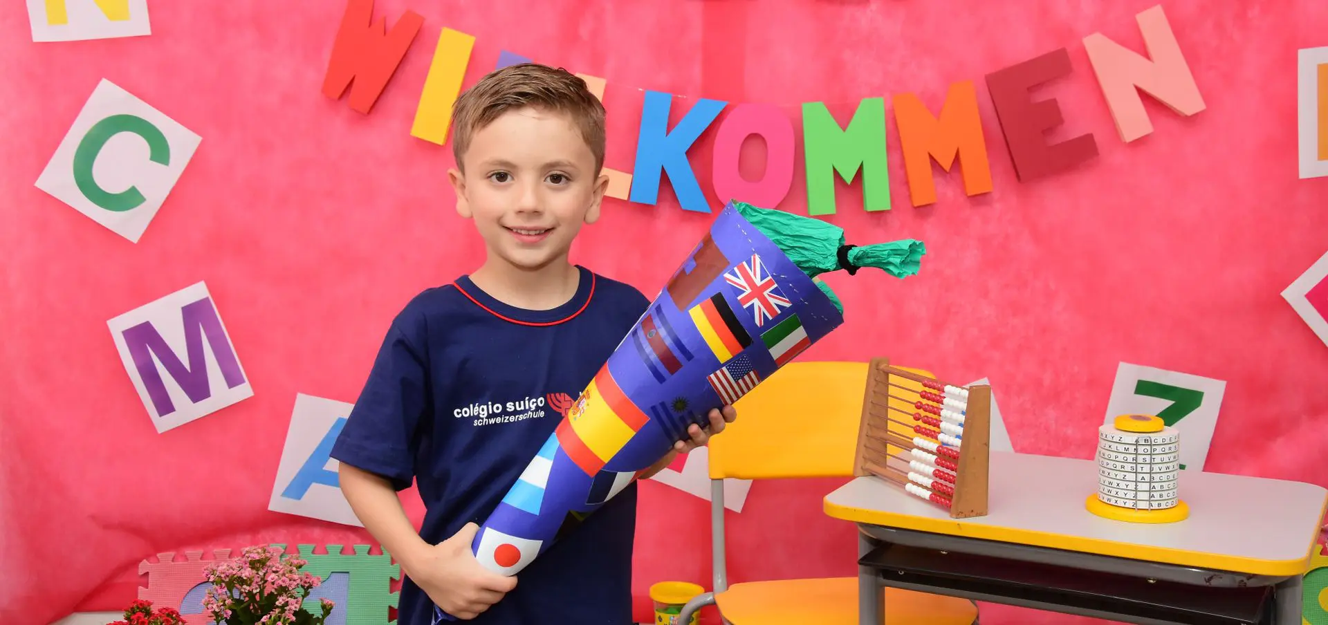 Cabeça, Coração e Mãos em ação. Na prática, a teoria de Pestalozzi ganha vida com criatividade, empatia e protagonismo estudantil.