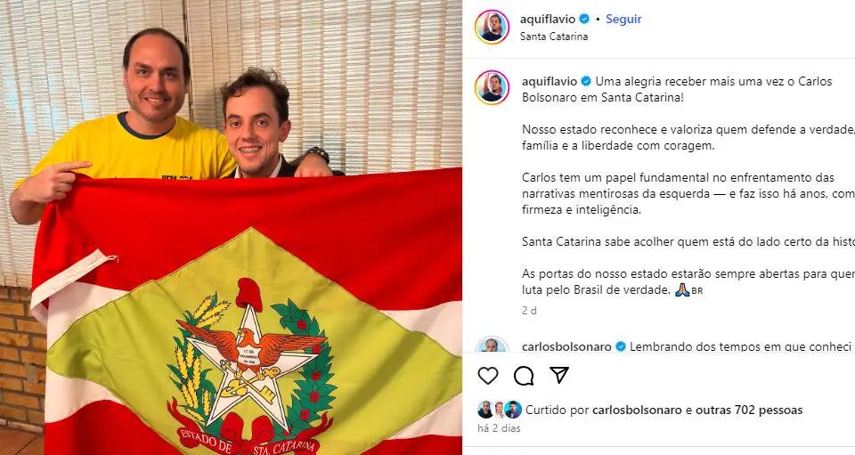 Carlos Bolsonaro pode disputar Senado por SC