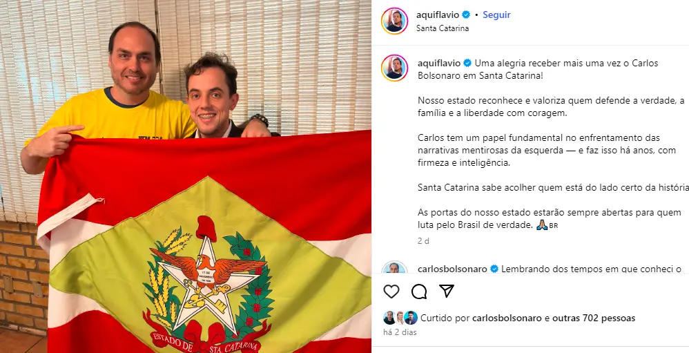 Carlos Bolsonaro pode disputar Senado por SC