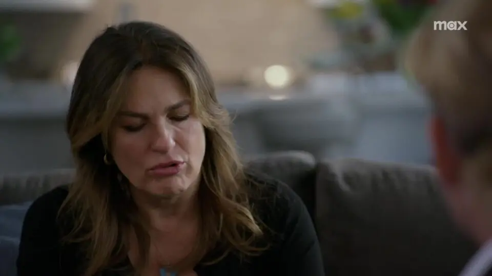 A atriz Mariska Hargitay dirige o documentário tentando entender quem de fato foi sua mãe