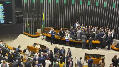 OPOSIÇÃO PODE BUSCAR BRECHAS REGIMENTES PARA MANTER VIVA A ANISTIA DO 8 DE JANEIRO