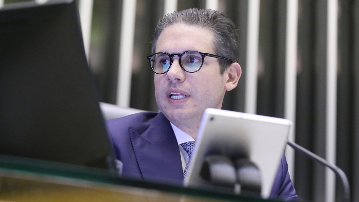 Presidente da Câmara afirmou que nenhuma pauta específica foi acordada para encerrar ocupação de quase dois dias.