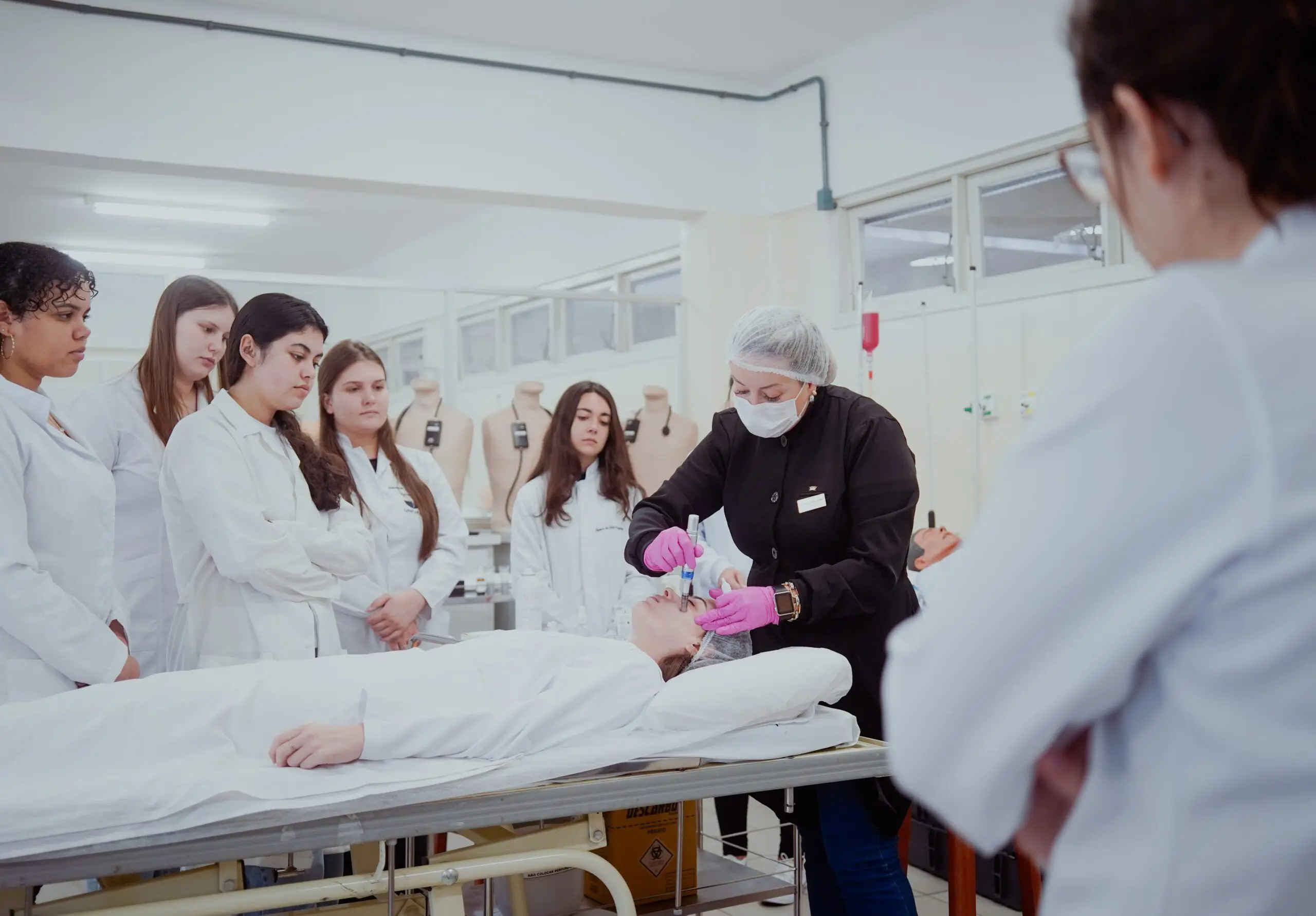 Com apoio a estudantes dos cursos de psicologia, medicina e enfermagem, governo de Santa Catarina espera melhorar a saúde e a qualidade de vida dos catarinenses.