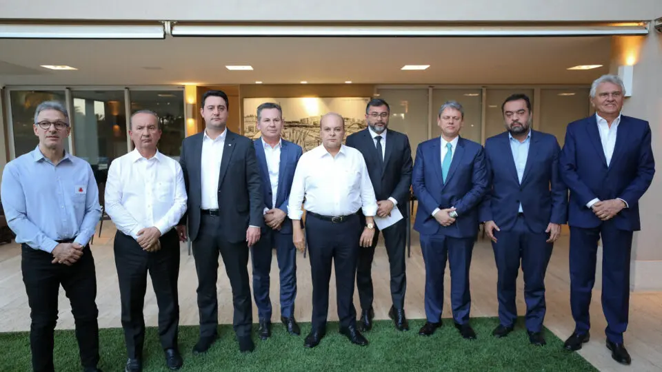Governadores de direita cobram Lula por tarifaço e pressionam Congresso por anistia
