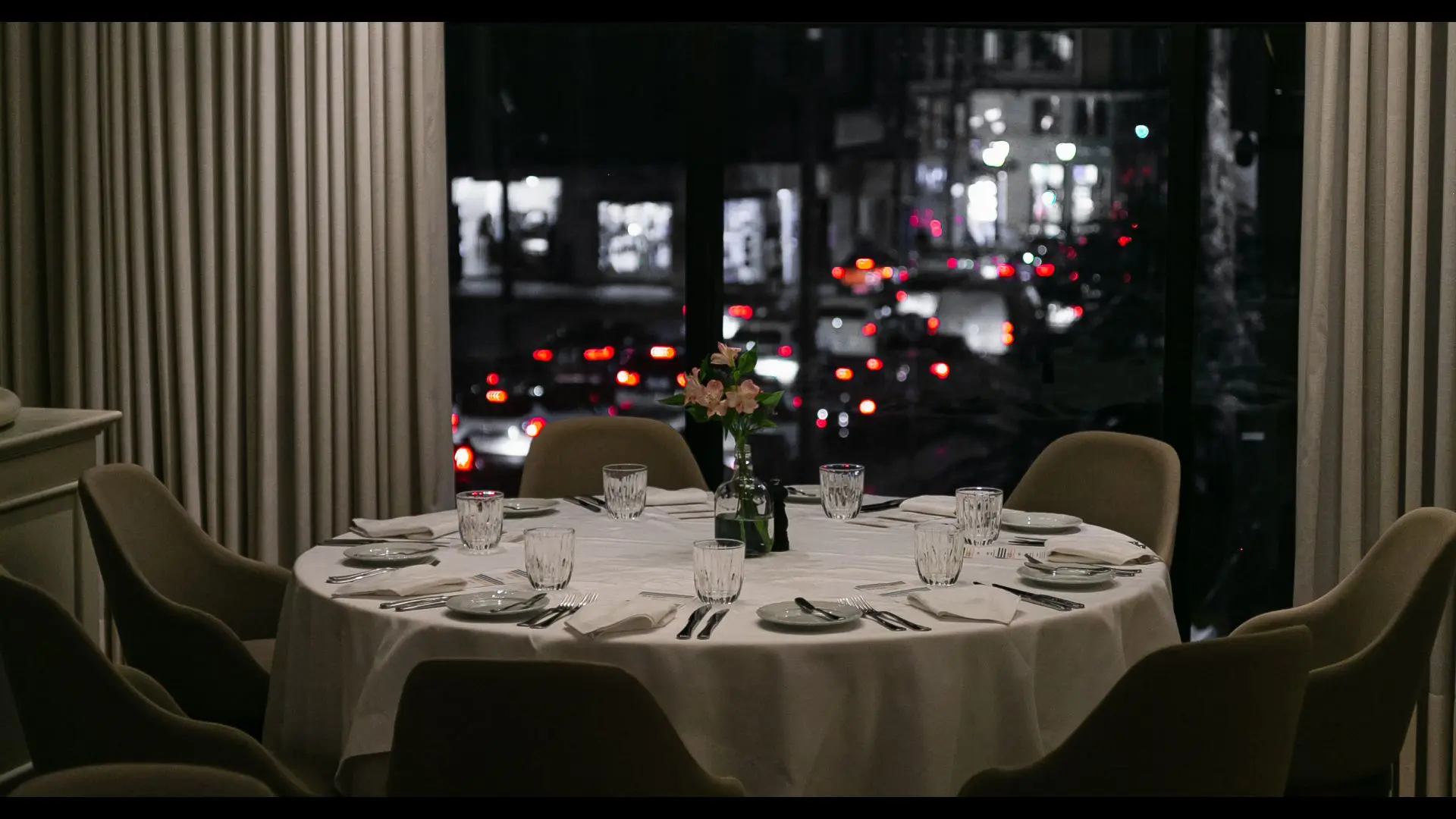 Sabores que contam histórias, servidos em cada detalhe: na Bourbon Gastronomia, sua mesa é sempre especial