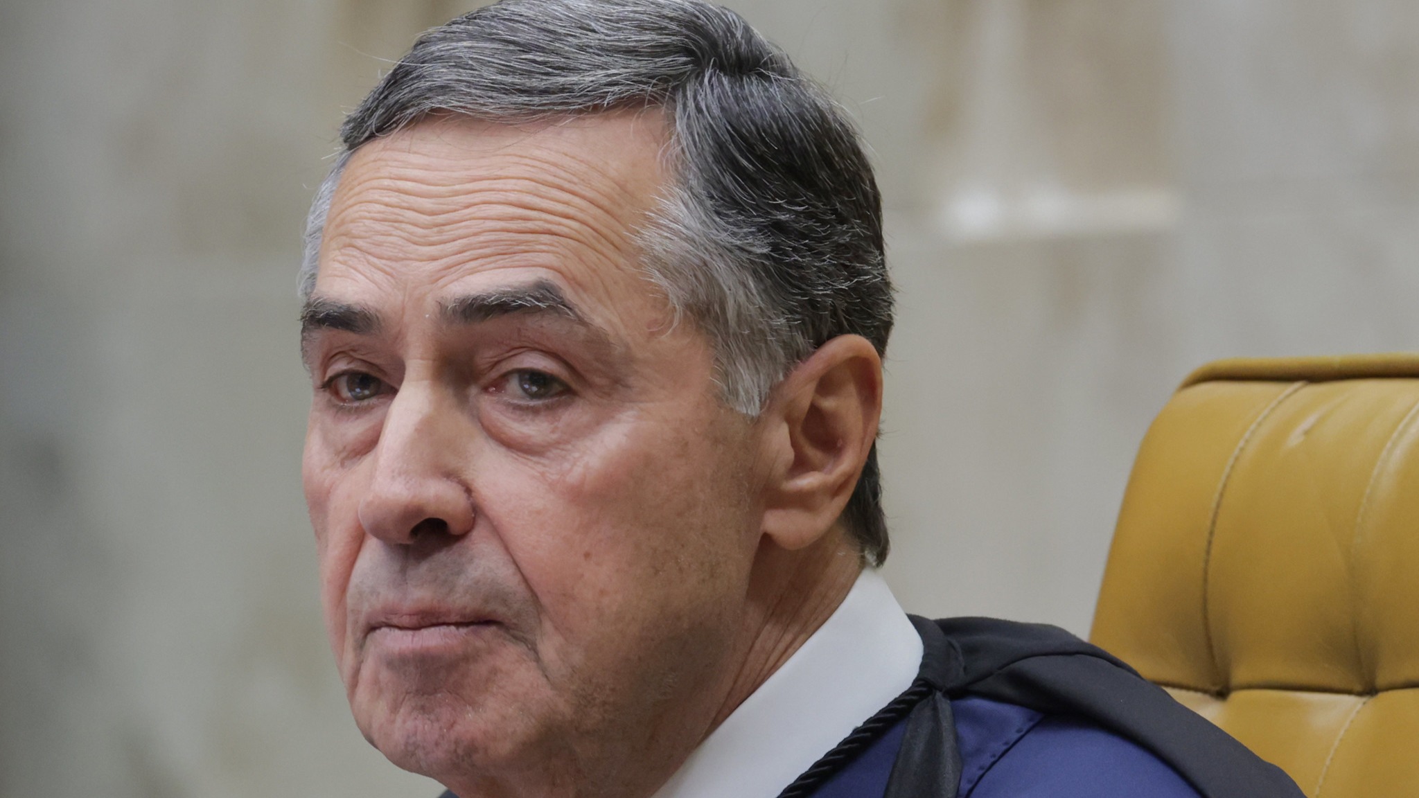 Interesse por vaga faz crescer especulações sobre possível saída de Barroso do STF