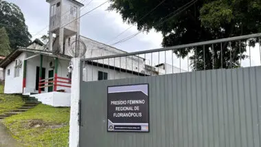 Idosa foi alvo de violência no Presídio Feminino de Florianópolis, em Santa Catarina (SC)