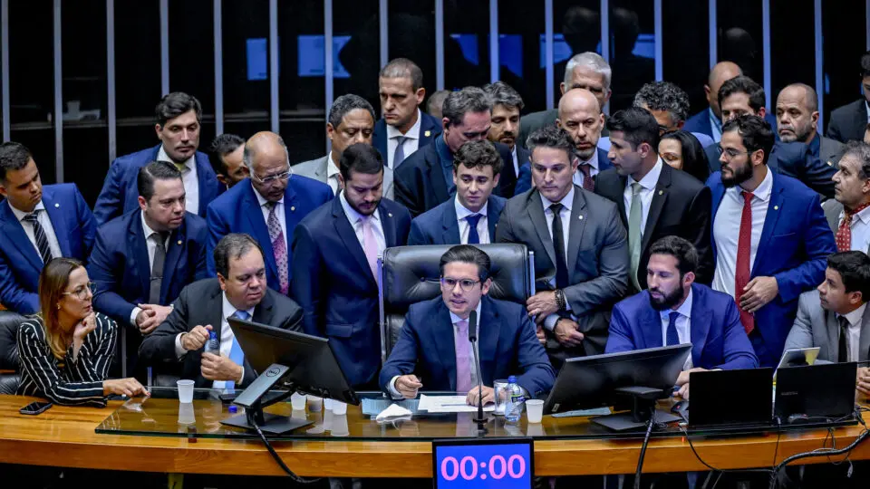 PEC do fim do foro Câmara oposição