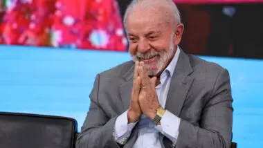 Lula anuncia R$ 30 bilhões para empresas afetadas por tarifaço