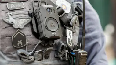 Comissão aprova projeto que derruba norma do governo sobre câmeras corporais para policiais