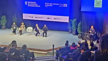 5º Seminário de Negócios Internacionais tem recorde de 1,7 mil inscritos e debate tarifaço de Trump