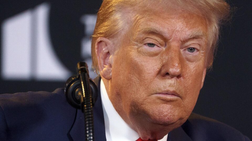 Trump ameaça impor tarifas e restringir exportação de tecnologia a países que regularem big techs