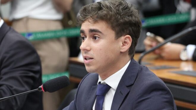 Fim da aprovação automática nas escolas: projeto de lei divide opiniões