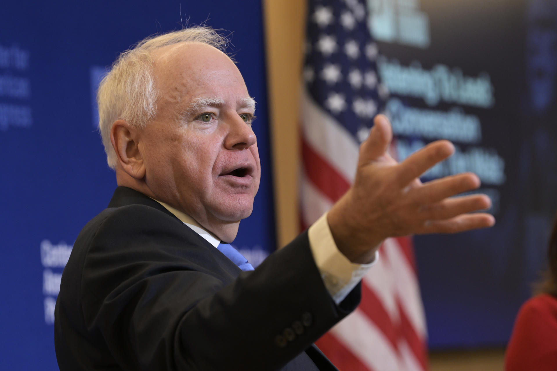 O governador de Minnesota e ex-candidato democrata a vice-presidente, Tim Walz.