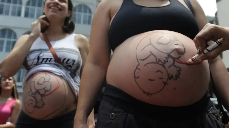 CNBB e Conselho Federal de Medicina repudiam proposta de legitimação da assistolia fetal no Brasil.