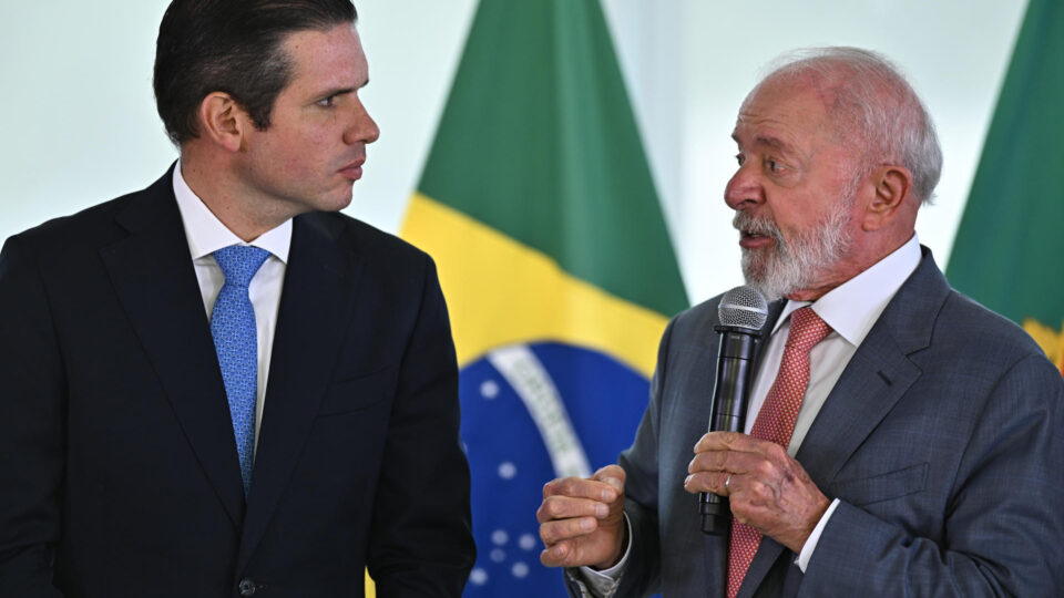 Acordo do Centrão com oposição para discutir anistia e fim do foro abre nova crise na base de Lula