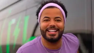 Vídeos de Hytalo Santos mostravam adolescentes em coreografias sensuais, encenações de namoro e respondendo perguntas sobre sexo