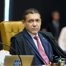 Nunes Marques dá voto decisivo e mantém anulação de atos da Lava Jato contra Palocci