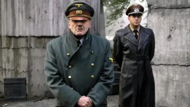 Filmes sobre o nazismo: Bruno Ganz, como Adolf Hitler, é o destaque de "A Queda"