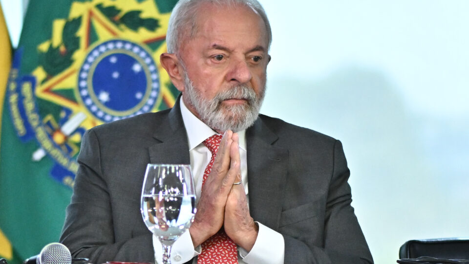 Tarifaço dos EUA: Brasil precisa correr para salvar economia