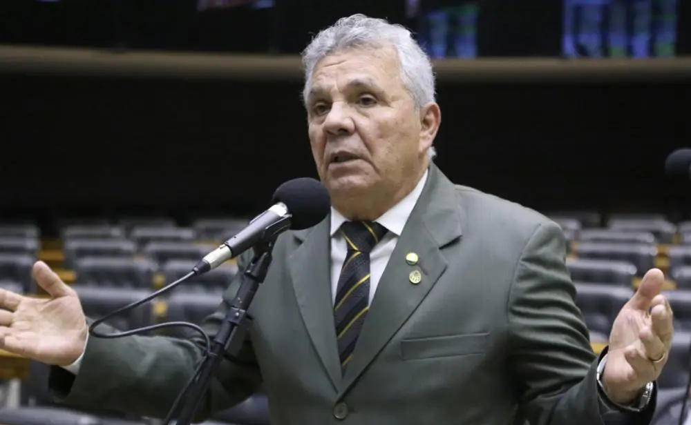 Alberto Fraga critica PEC da Segurança