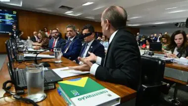 Voto impresso auditável avança no Senado e pode valer já em 2026.